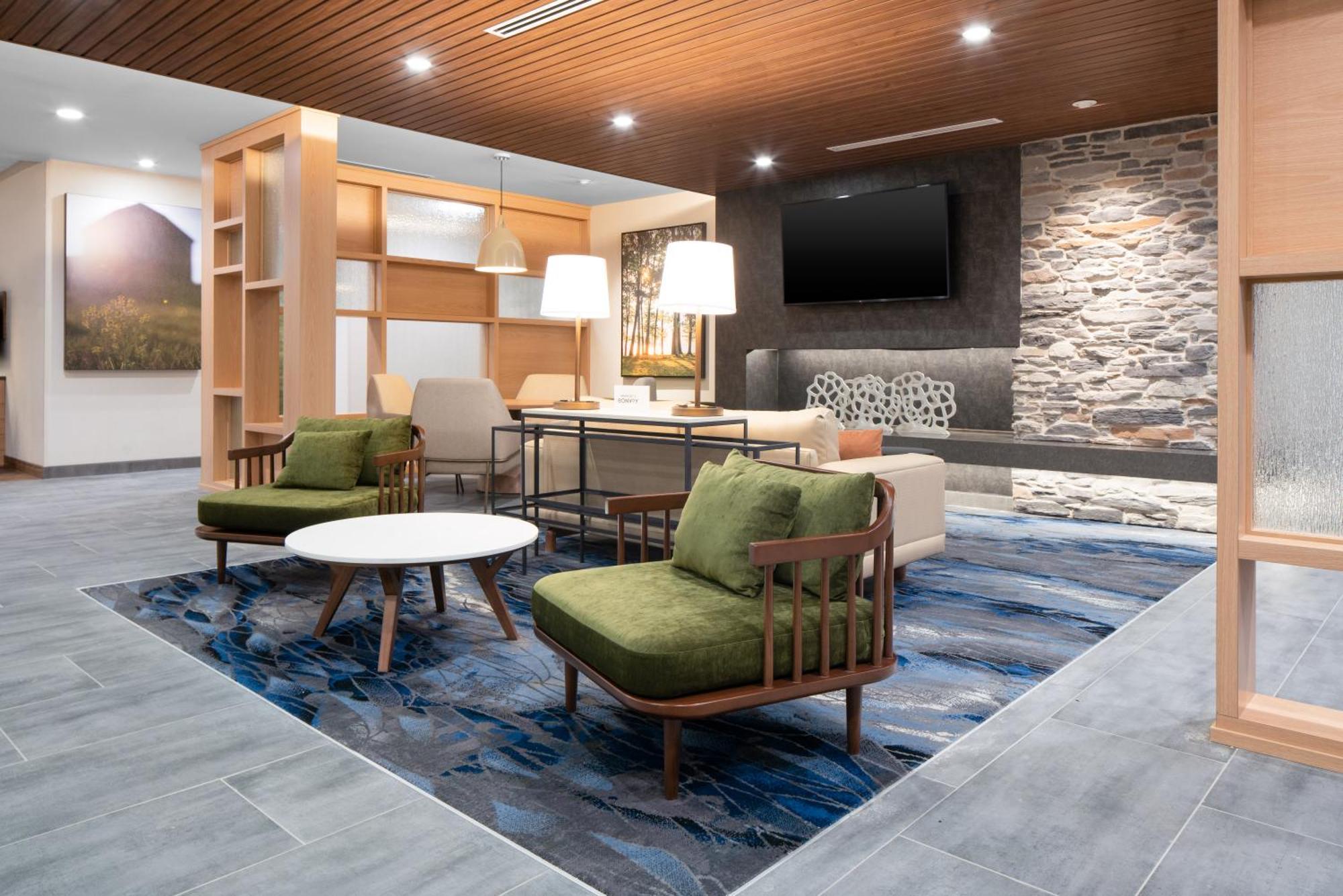 Fairfield By Marriott & Ashtabula Austinburg